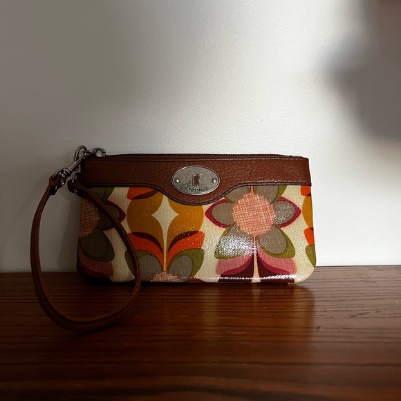 Vintage fossil wristlet - Picture 3 of 5